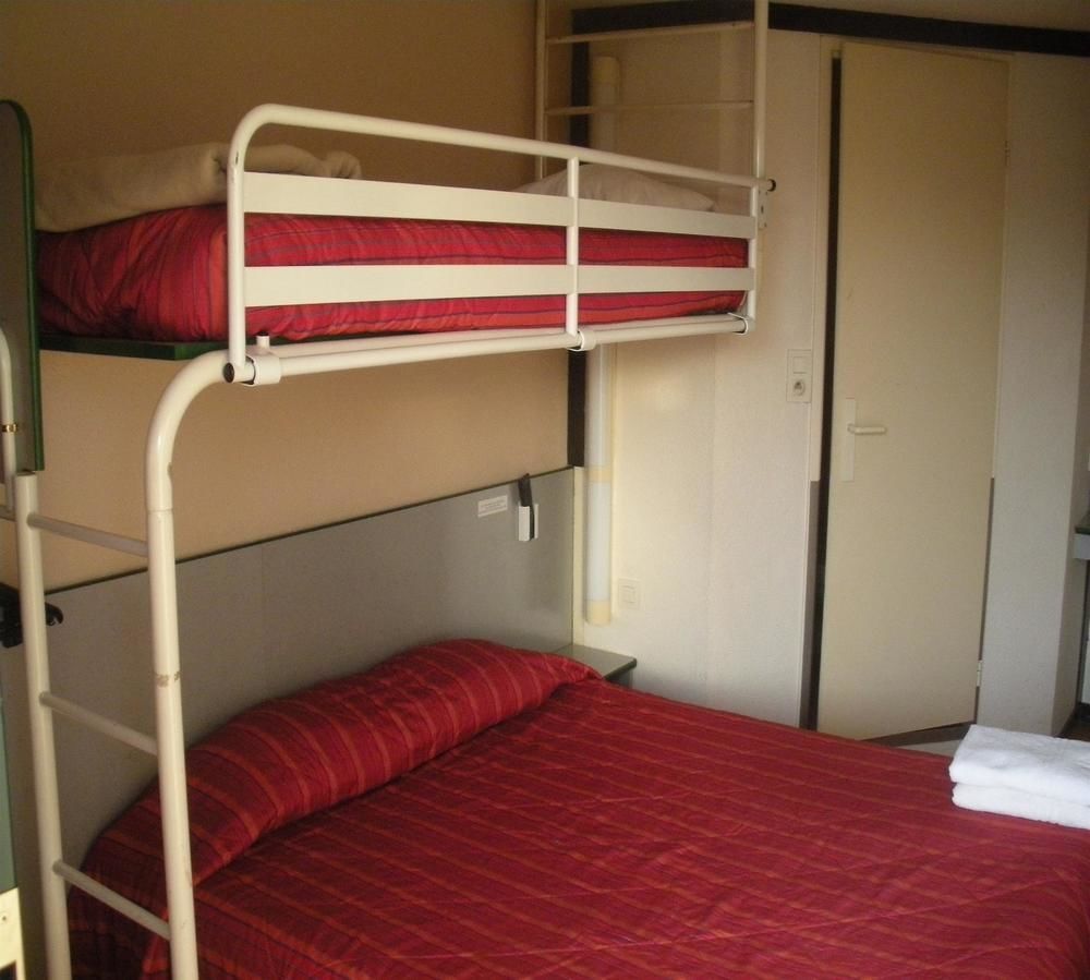 Premiere Classe Evreux Évreux Exterior foto A bunk bed